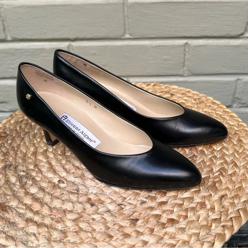 Etienne Aigner Zurich Black Leather Pumps NWOT - Picture 3 of 16